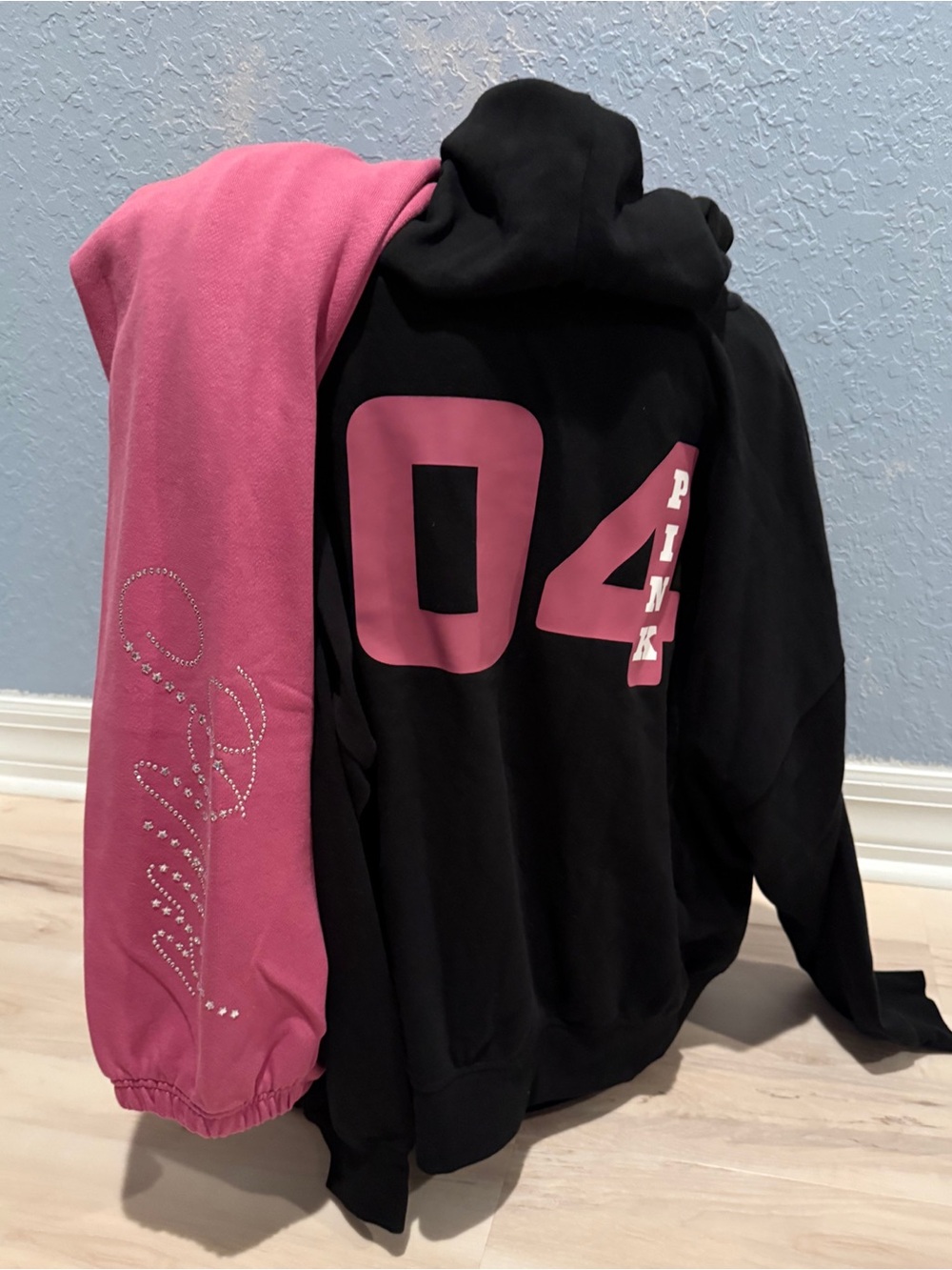 NEW VICTORIAS SECRET PINK HOODIE & BLING JOGGERS SET L, XL, XXL